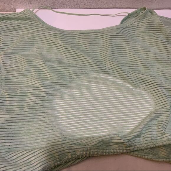 Free People Movement Tied and True Circle Blue Back Striped Tee NWOT - Picture 4 of 10